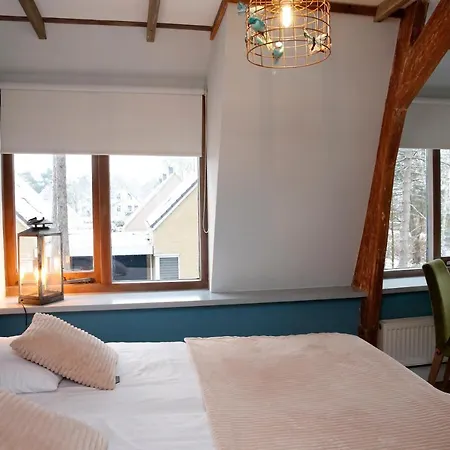 Casa de hóspedes Fleur De Lis 3*