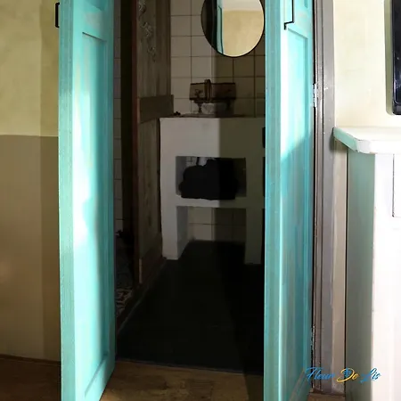 게스트하우스 Fleur De Lis